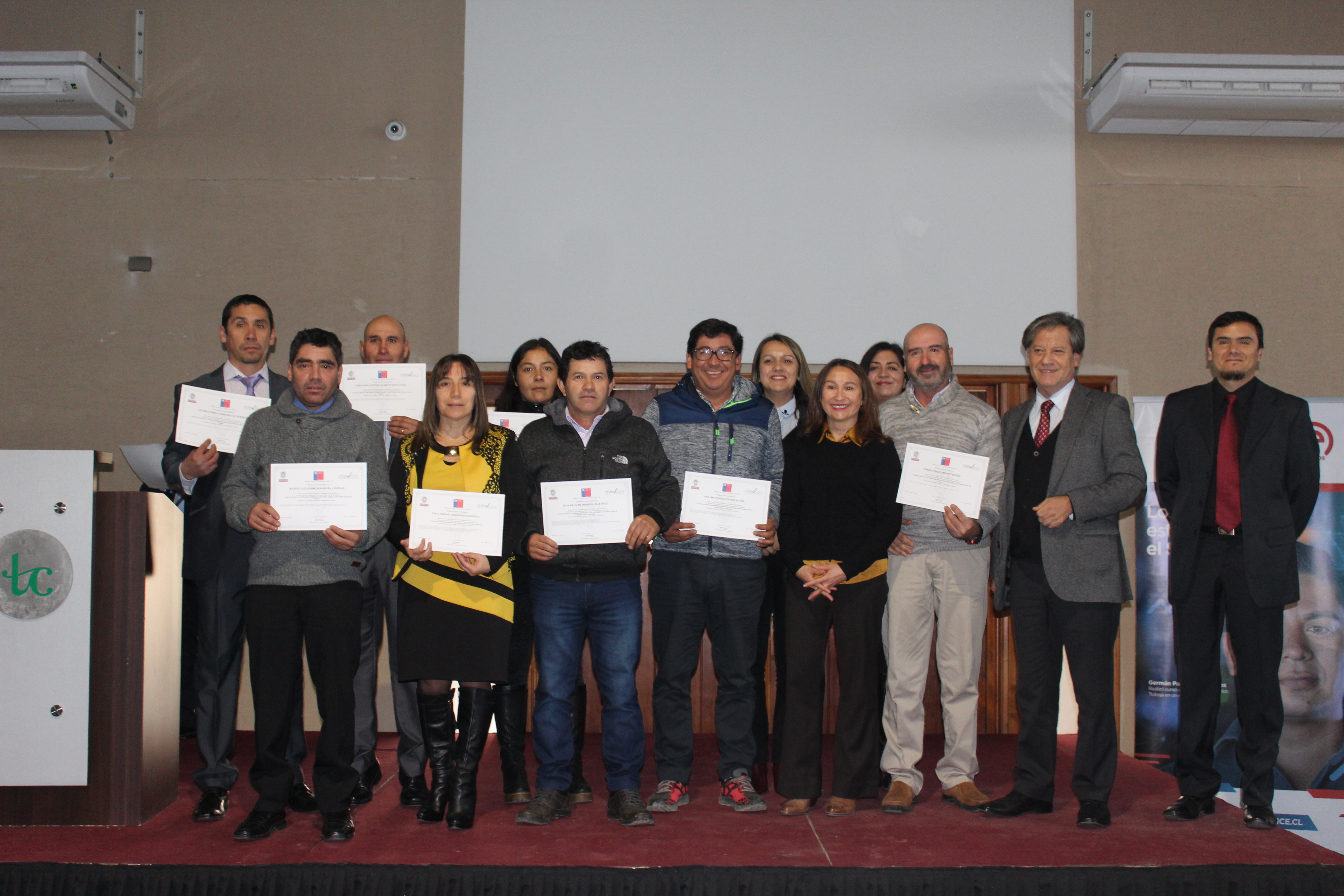 Felices se vieron los Trabajadores de Hortisem y Uwafen tras su certificación en competencias laborales