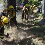 Gobierno llama a reforzar la prevención de incendios forestales en zona central por Botón Rojo de Conaf