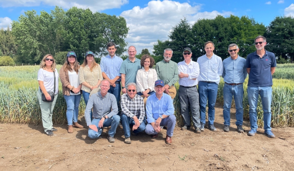 WhatsApp Image 2025-12-05 at 14.41.14 (Personalizado)